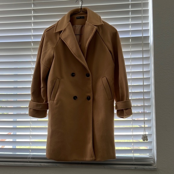 Overcoat - Picture 3 of 8